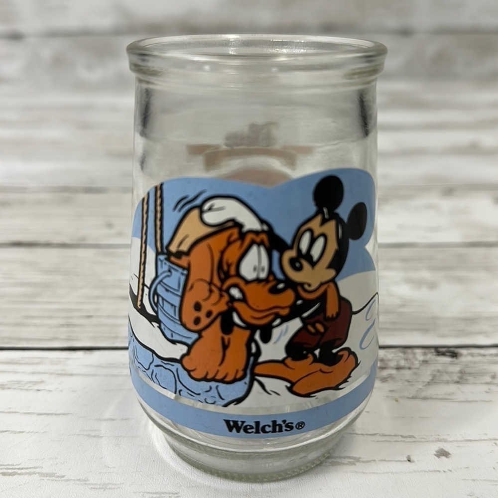 DISNEY MICKEY and PLUTO A Friend in Need Welsch’s collectible jelly jar